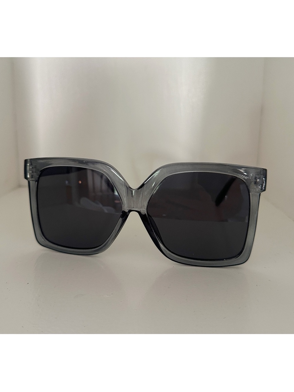 Women’s Oversized Square Sunglasses - Gray Frame, Black Lenses